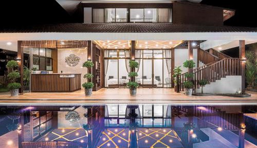 Studio Triple with Pool View first floor