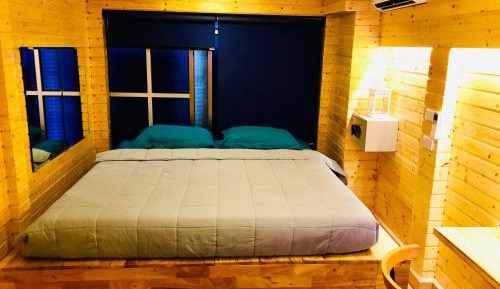 Double Room with Shared Bathroom