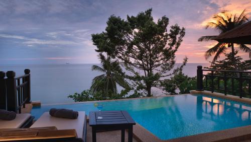 Sunset Pool Villa