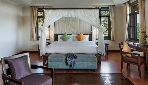 King Suite with Balcony