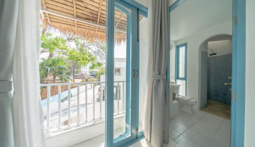 Deluxe Double Room with Terrace