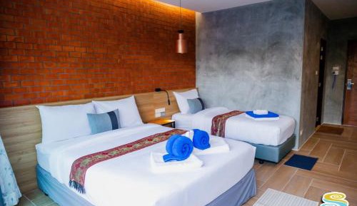Deluxe Family Suite