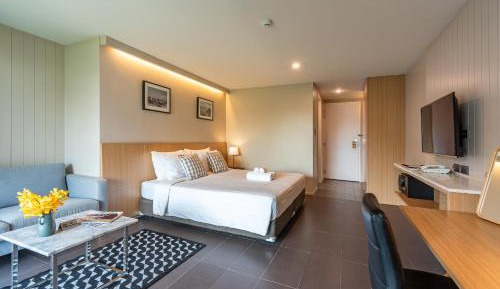 Premier King Room with Balcony