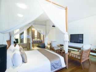 Twin Room with Sea View