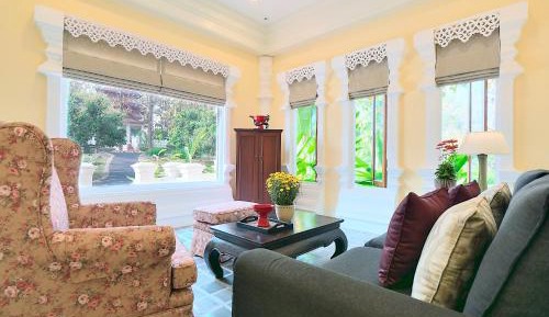 Superior King Suite