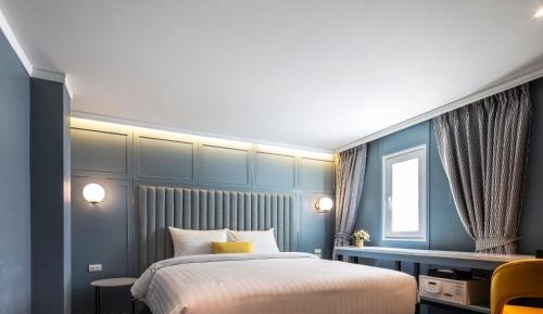 Premium King Room