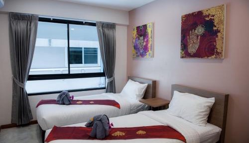 Deluxe Twin Room