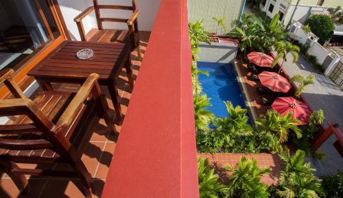 Deluxe Twin Room with Pool View