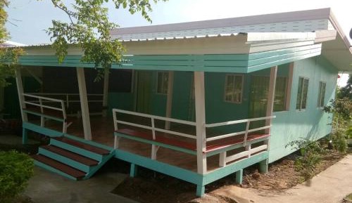 Mixed Dormitory Room