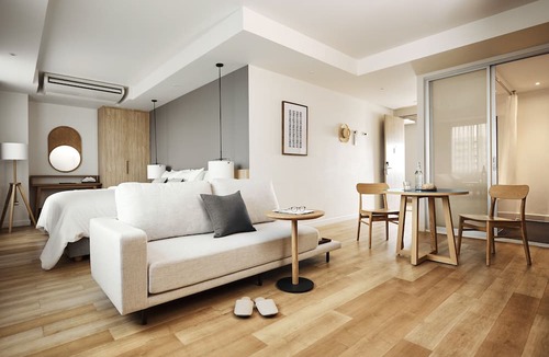 Arun Amarin Hotel | Casa 17 Hotel Bangkok