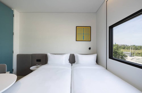 Si Racha Hotel | GO Hotel Bowin at Robinson Lifestyle