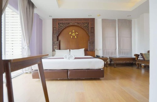 Talat Yot Hotel | Korbua House
