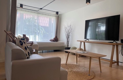 Old City House | MINI-ME HUBS - Charm Suites in Old City