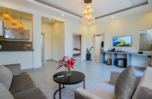 Kampot Hotel | Rainforest Hotel by NSUN