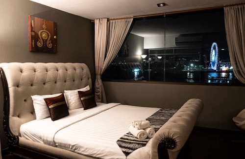 Bang Lamphu Lang Hotel | Anandpura Riverside Hotel