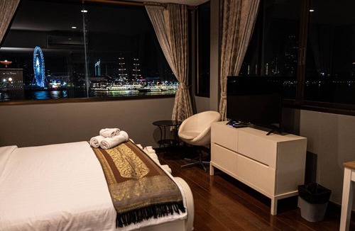 Bang Lamphu Lang Hotel | Anandpura Riverside Hotel