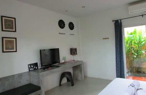 Rangsit Hotel | The Park Drive-Thru Check-In Resort