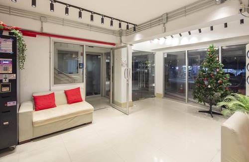 Anusawari Hotel | Gems Park Don Mueang