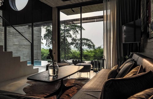 Kanchanaburi Resort | X River Kwai