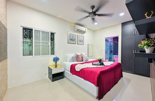 South Pattaya Villa | Exquisite Pool Villa A