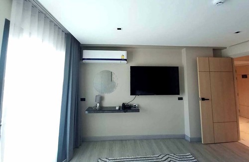 Ramkhamhaeng Hotel | The 9 Residence Hotel