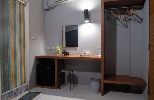 Downtown Krabi Hostel | Leisure Hostel