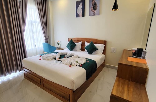 Kampot Hotel | Romano Hotel