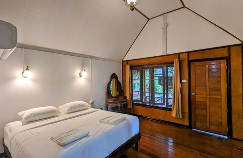 Ranong Resort | Ziggy Stardust