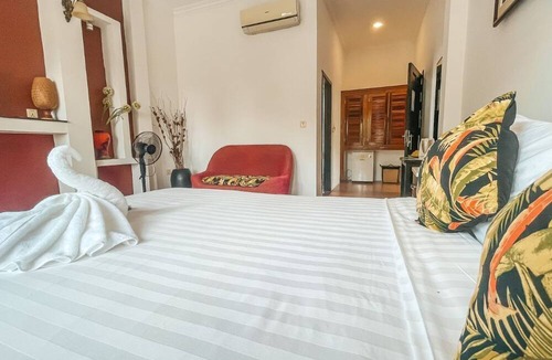 Sangkat Sla Kram Hotel | The Bygone