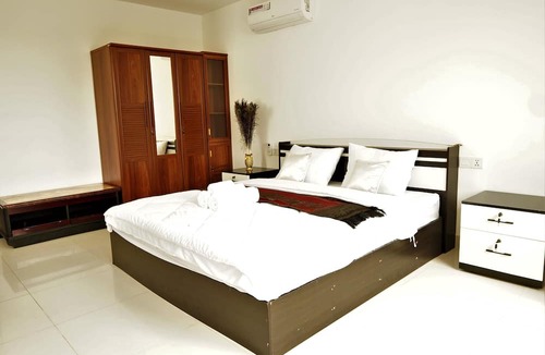 Ruessei Kaev Hotel | Secret Head Quarters Phnom Penh