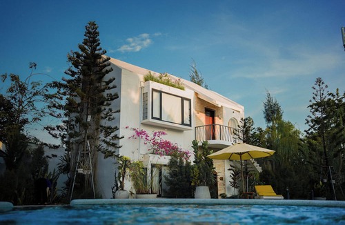 Kampot Hotel | Montagne Residence