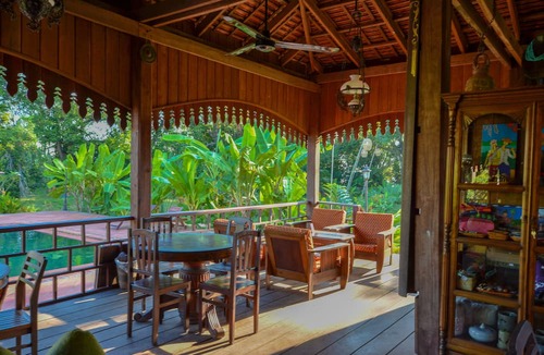Kratie Hotel | Rajabori Villas
