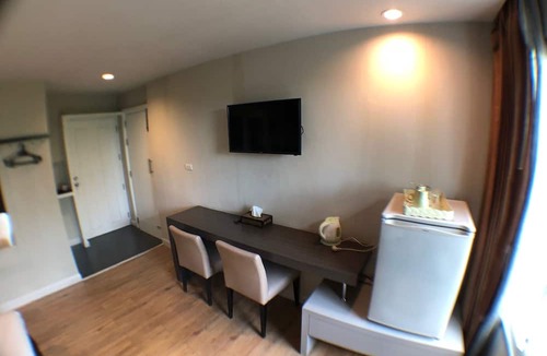 Bang Phli Hotel | Paragon Inn