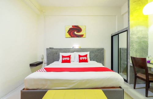 Wat Ket Hotel | OYO 412 7 Days Hotel