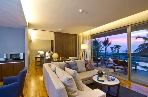 Khok Kloi Resort | Le Coral Beach Resort and Cafe