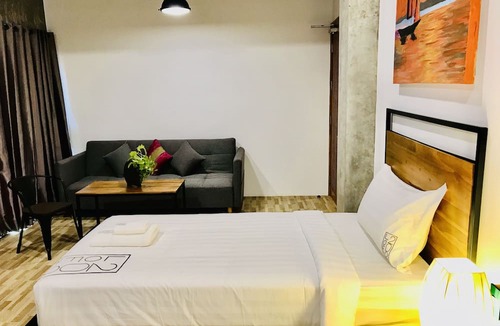 Khlong Song Ton Nun Hotel | Loft 202 Hotel