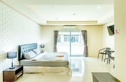 Lat Krabang Hotel | Ice Residence Suvarnabhumi Airport Hotel