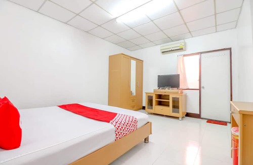 Phasi Charoen Hotel | OYO 525 MRT Phetkasem 48 Place