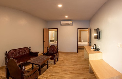 Chiang Rai Hotel | Luxe Villa
