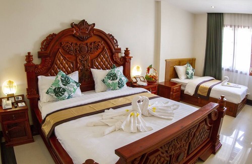 Stueng Saen Hotel | Kampong Thom Palace Hotel
