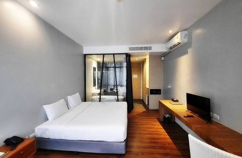 Racha Thewa Hotel | Vismaya Suvarnabhumi Hotel