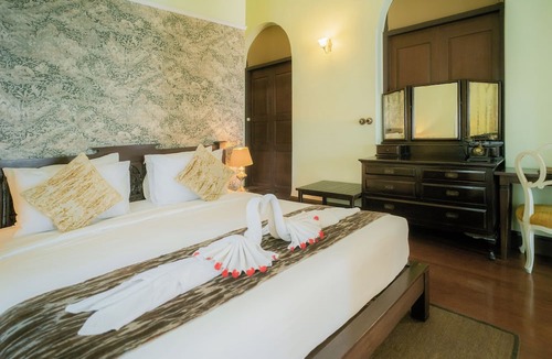 Bang Yi Khan Hotel | Praya Palazzo