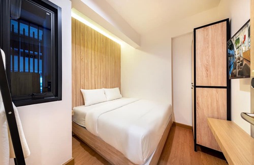 Bangkok Old Town Hostel | Siam Subway Hostel and Café