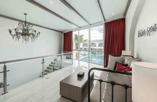 Nong Prue Hotel | The Gems Mining Pool Villas Pattaya