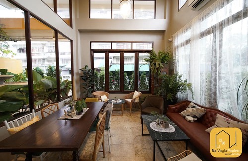 Bangkok Noi Hotel | Na Vayla PaPlern