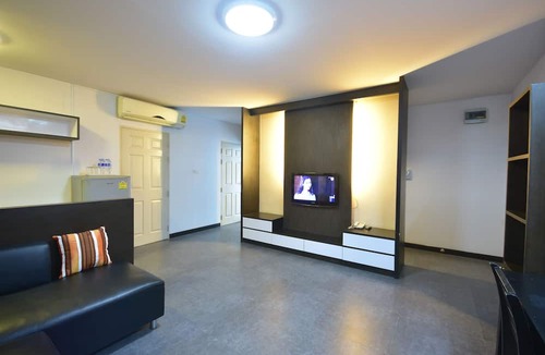 Phutthamonthon Hotel | LOFT Salaya