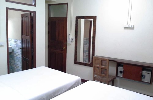 Talat Yot House | BC guesthouse Banglamphu
