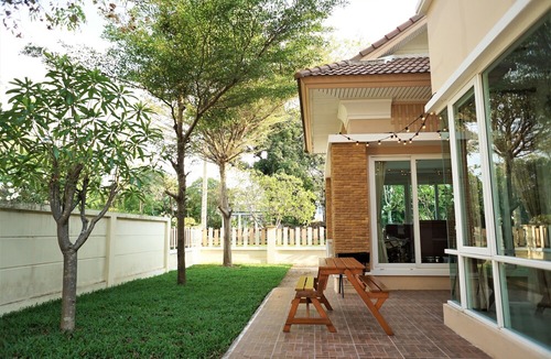 Chonburi Villa | 114 Star's Pier Private Villa