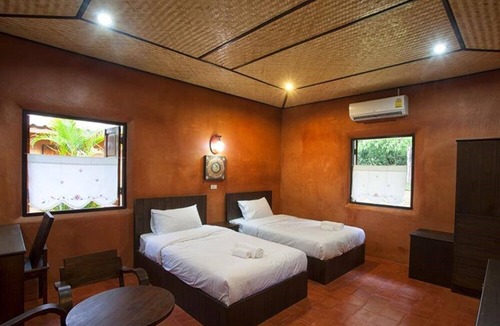 Mae Lao Hotel | Baan Din Dee resort