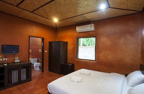 Mae Lao Hotel | Baan Din Dee resort